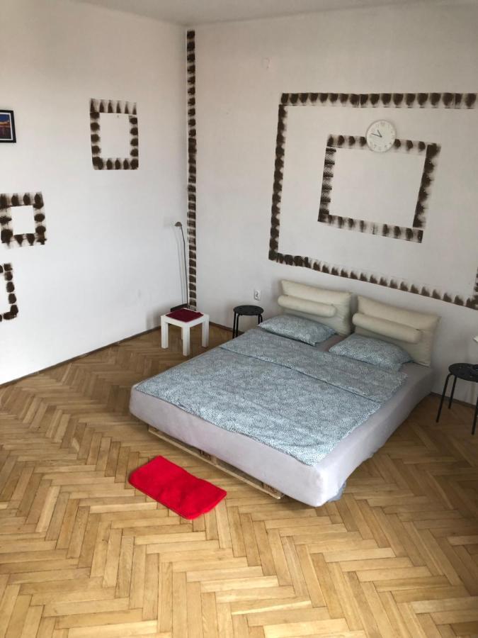 Pokoj 11A Apartment Krasków Exterior foto